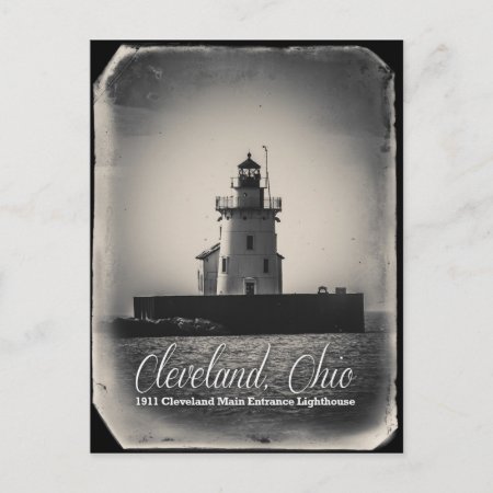 Cleveland, Ohio - 1911 Main Entrance Lighthouse Postcard
