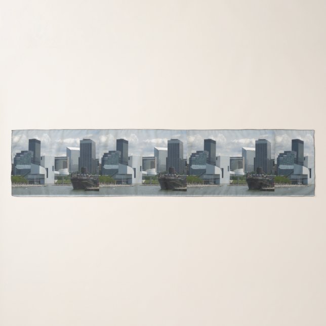 CLEVELAND OHIO SKYLINE  SCARF (Front (Horizontal))