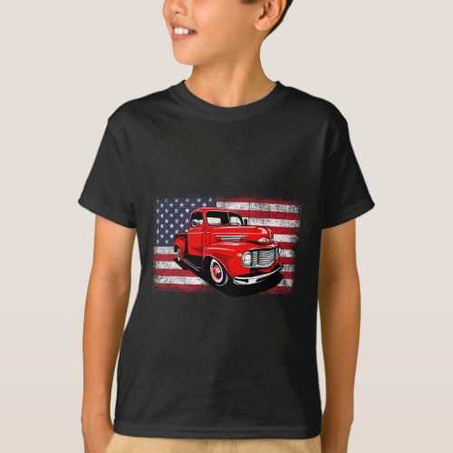 Clic Old Pickup Truck American Flag 4th Of July  T_Shirt