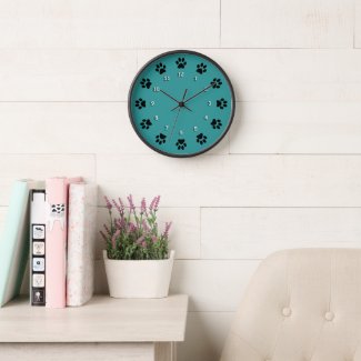 Clock - Cat Paws with numerals