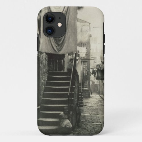 Close no 193 17_27 High Street Glasgow from O iPhone 11 Case