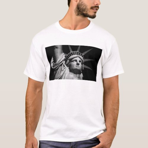 Close_up Black White Statue of Liberty New York T_Shirt