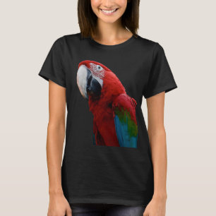 Close-Up Of A Green Winged Macaw Parrot T-Shirt
