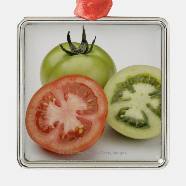 Close-up of three tomatoes metal ornament (Front)