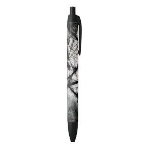 Closing In Pen