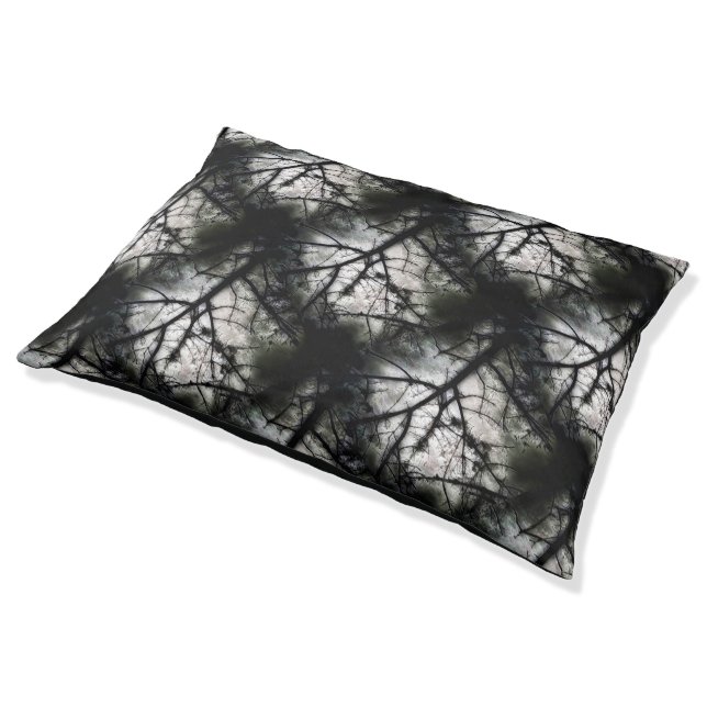 Closing In Pet Bed (Angled)