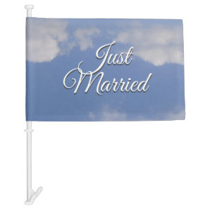 Cloud Just Married Car Flag