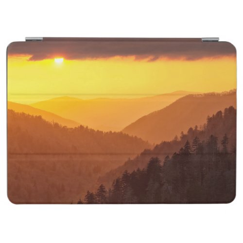 Clouds Fills Valley Tennessee iPad Air Cover