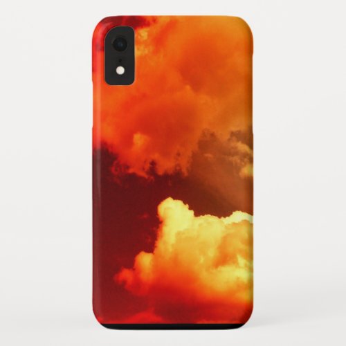 CLOUDS IN THE RED SKY iPhone XR CASE