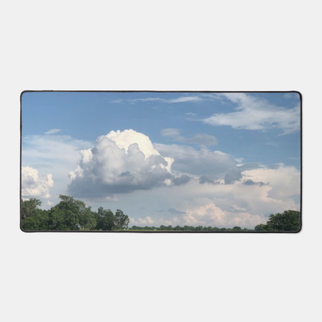 Cloudy sky desk mat (Front)