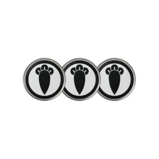 Clove in circle golf ball marker