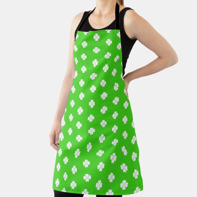 Clover flavored long apron (Insitu)