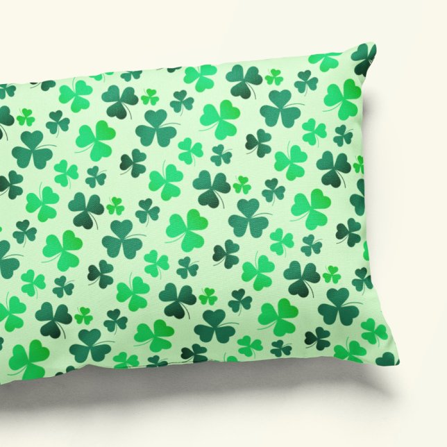 Clover Shamrock Pattern Modern Elegant Green Pillow Case (Creator Uploaded)