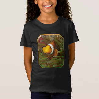 Clownfish in green anemone. Coralreef Raja Ampat | T-Shirt