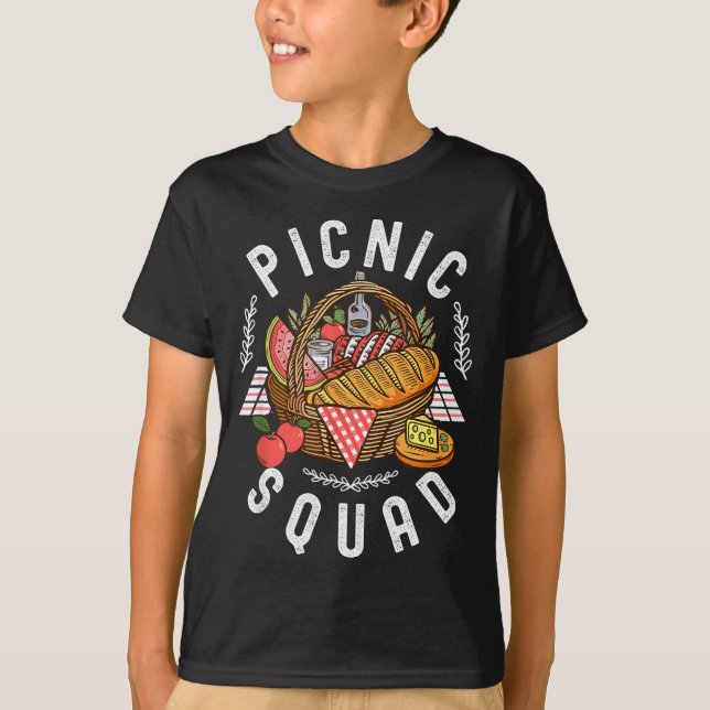 Cnic Squad Funny Family Reunion Friends Cnicking Q T-Shirt (Front)