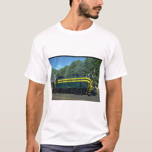 CNJ Alco RS_3 1554 classic_Trains T_Shirt