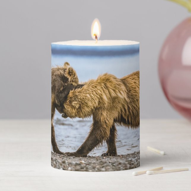 Coastal brown bears pillar candle (In Situ)