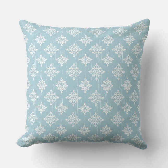 Coastal Granddaughter Throw Pillow (Front)