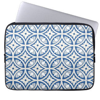 Coastal Lotus Tile Pattern - The White Lotus Laptop Sleeve