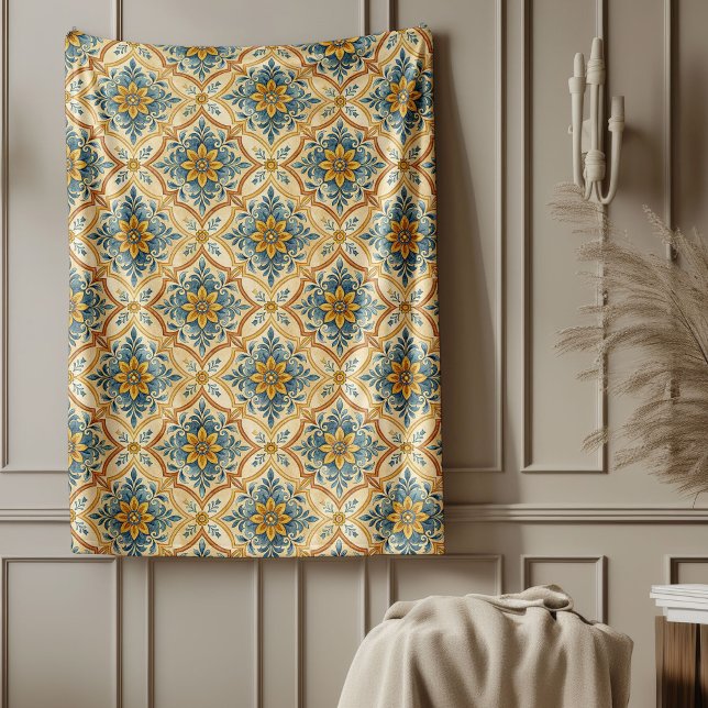 Coastal Mediterranean Subtle Oceanic Hues Fleece Blanket (Coastal Mediterranean Subtle Oceanic Hues Fleece Blanket)