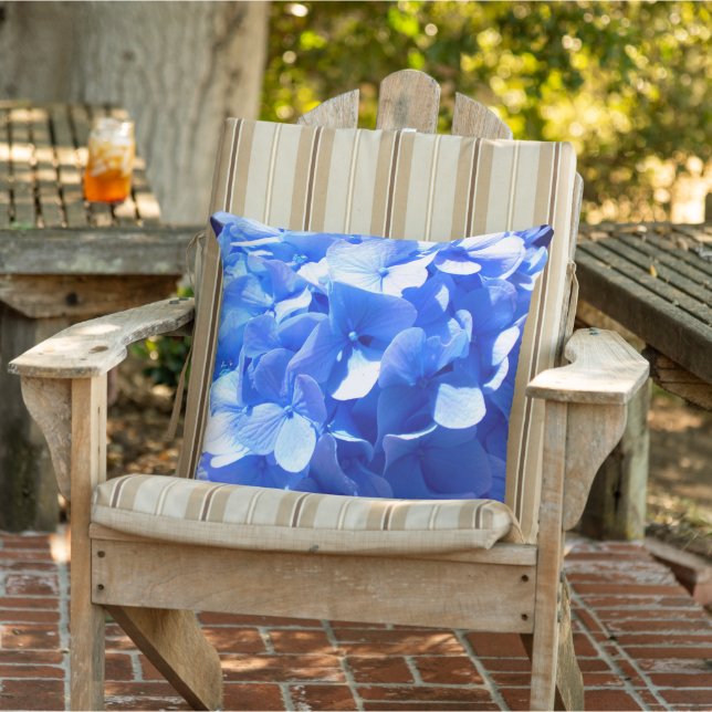 Cobalt blue floral elegant blue hydrangeas  outdoor pillow (Chair)