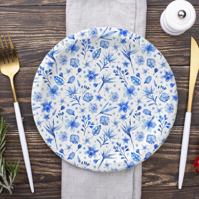 Cobalt Blue Tropical Flowers and Leaves Pattern 7" Paper Plates (Creator Uploaded)