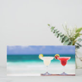 Cocktails on the beach (Standing Front)