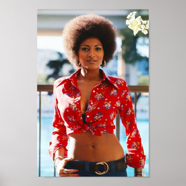 Coffy Blaxploitation 1973  v7 Poster (Front)