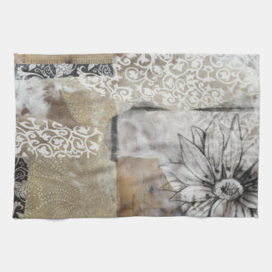 Collage Fleur II Towel