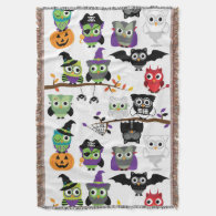 Collection Of Spooky Halloween Owls Throw Blanket