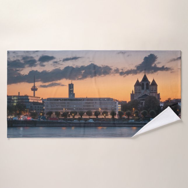 Cologne Germany Bath Towel (Bath Towel)