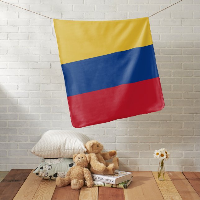 Colombia flag baby blanket (In Situ)