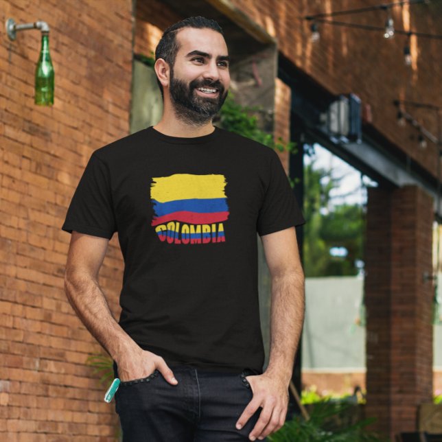 Colombia National Flag Travel T-Shirt (Colombia National Flag Travel T-Shirt)