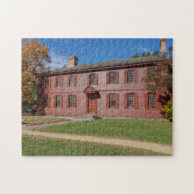 Colonial style house in historic Williamsburg Virg Jigsaw Puzzle (Horizontal)