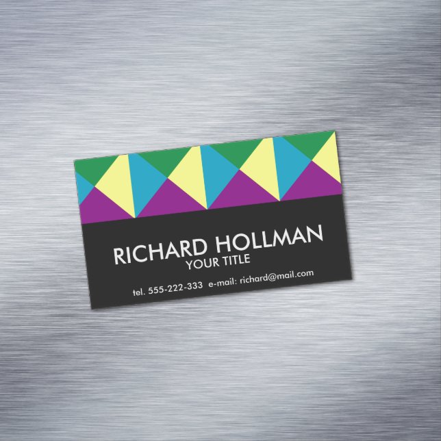 Color triangles pattern magnetic business card (In Situ)