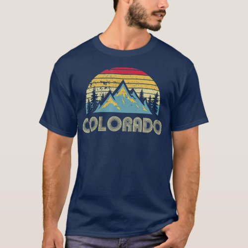 Colorado   Retro Vintage Mountains Nature Hiking T_Shirt