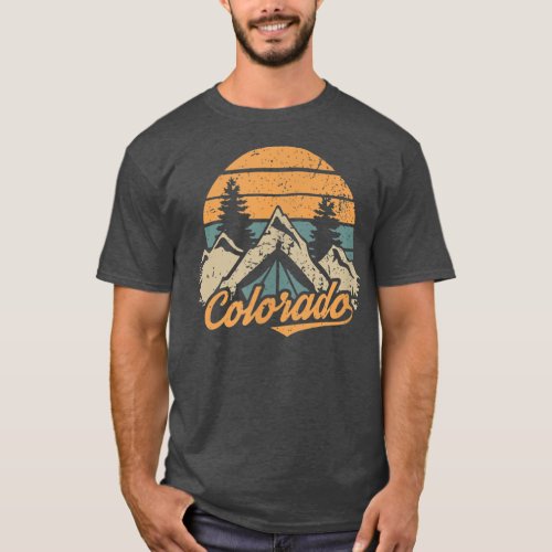 Colorado Retro Vintage Mountains Nature Hiking T  T_Shirt