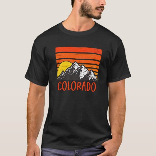Colorado Rocky Mountains Retro Vintage Sunset  T_Shirt