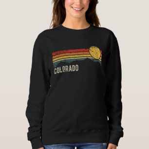 Colorado USA Retro Sunset Distressed Style Design Sweatshirt