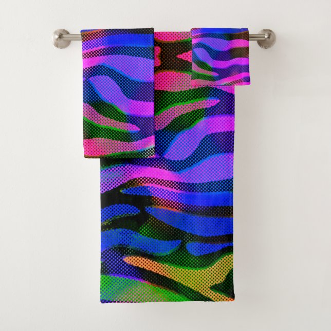 Colorful Abstract Bathroom Set of Towels (Insitu)