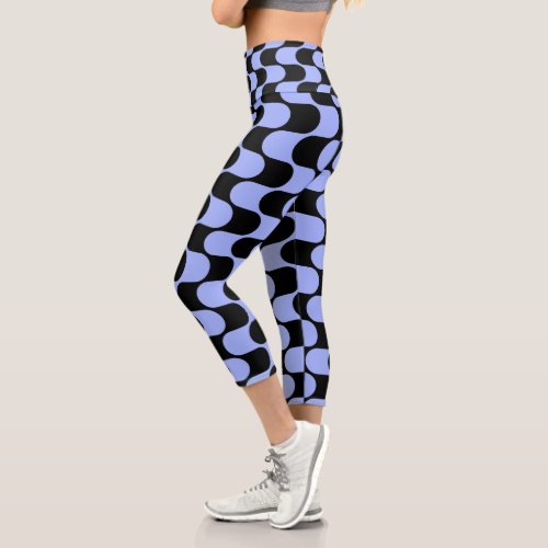 Colorful Abstract Pattern Capri Leggings