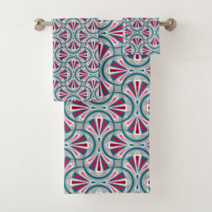 Colorful art deco pattern. bath towel set