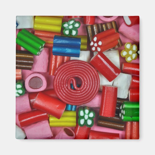 Colorful candy pieces magnet (Front)