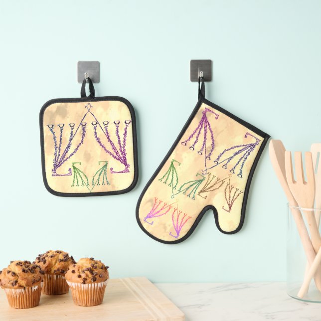 Colorful Chanukah / Hanukkah  Oven Mitt & Pot Holder Set (Insitu(Hanging))