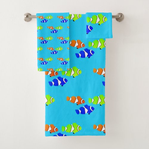 Colorful Clown Fish Pattern Aqua Bathroom Towels