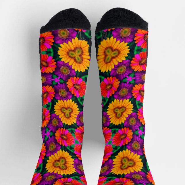 Colorful Daisy Bouquet Pattern Socks (Top)