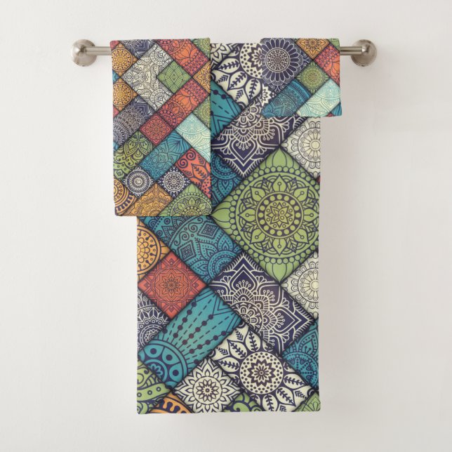 Colorful Diagonal Pattern Bath Towel Set (Insitu)