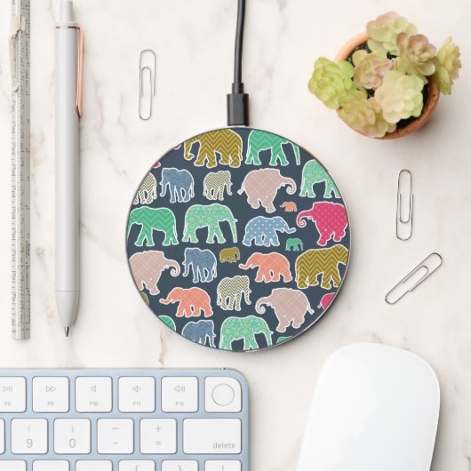 Colorful Elephants, Pattern Of Elephants, Zigzag Wireless Charger (Desk)