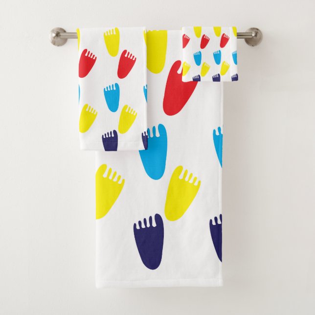 Colorful Footprints Bath Towel Set (Insitu)