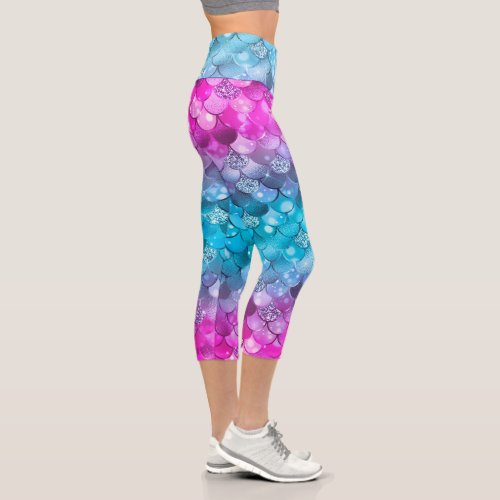 Colorful Girly Mermaid Glitter Scale Pattern Capri Leggings